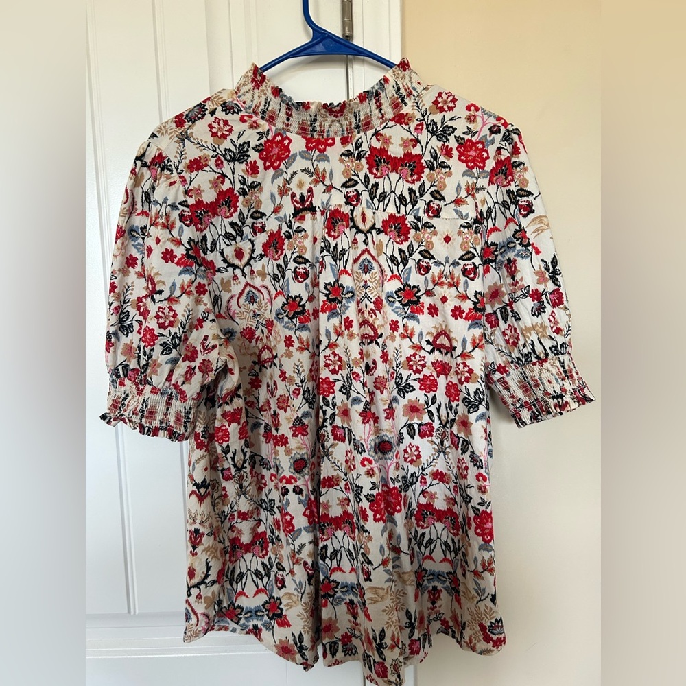 Loft barely worn top